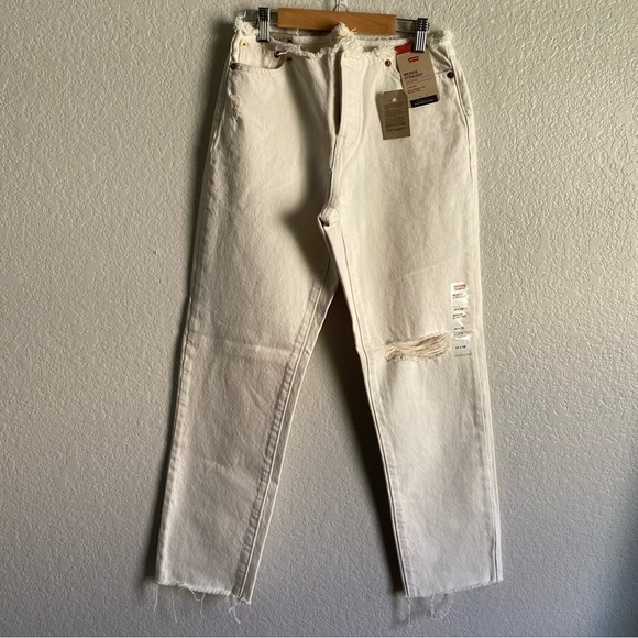 Levi’s Wedgie Straight Low Rise Raw Hem Waist 26x28 - Picture 1 of 8
